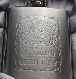 Merkloos Maxium Jack Daniels Heupfles - Zilver - RVS - Drankfles - Flacon - Zakfles - Zakflacon - Drankflacon - Heupfles - Veldfles - Incl. Trechter En Bekertjes -Bol Waterkoker Winkel 1153x1200 3
