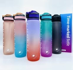 Seniq Motivatie Waterfles - 1 Liter - Drinkfles Met Tijdmarkering - Rietje - Groen Paars -Bol Waterkoker Winkel 1200x1159 2