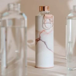 Equa Glazen Waterfles - Lava - 750 Ml - Mismatch Met Hoes - Imitatieleer - BPA Vrij -Bol Waterkoker Winkel 1200x1200 1392