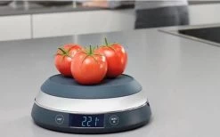 Keukenweegschaal SwitchScale 2 In 1 - Joseph Joseph -Bol Waterkoker Winkel 1200x747 1