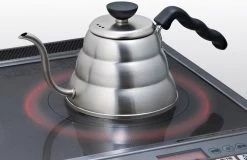 Hario V60 Buono Waterketel 1 Liter 4 Hario V60 Buono Waterketel 1 Liter -Bol Waterkoker Winkel 1200x778 2