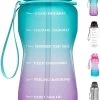 Motivatie Waterfles 2 Liter - Bidon - Sportdrankfles - Grote Waterfles - Gallon - Rietje - Tijdsmarkering - Groen/Paars
