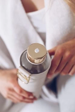 Equa Glazen Waterfles 750 Ml Mismatch Met Hoes - Beige -Bol Waterkoker Winkel 800x1200 35